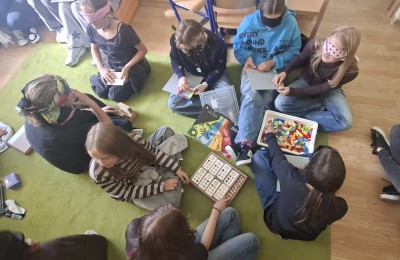 Wizyta klas szóstych w ośrodku dla dzieci niewidomych w Rabce-Zdroju